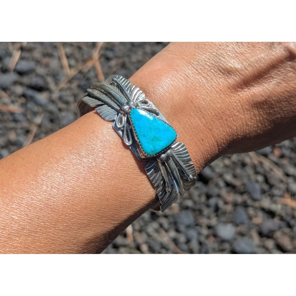 Navajo Jewelry this beautiful